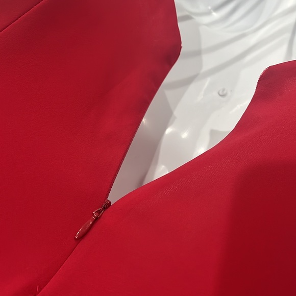 Stunning Red Dress Flowy georgette Asymmetrical Hemline XS - Picture 5 of 8